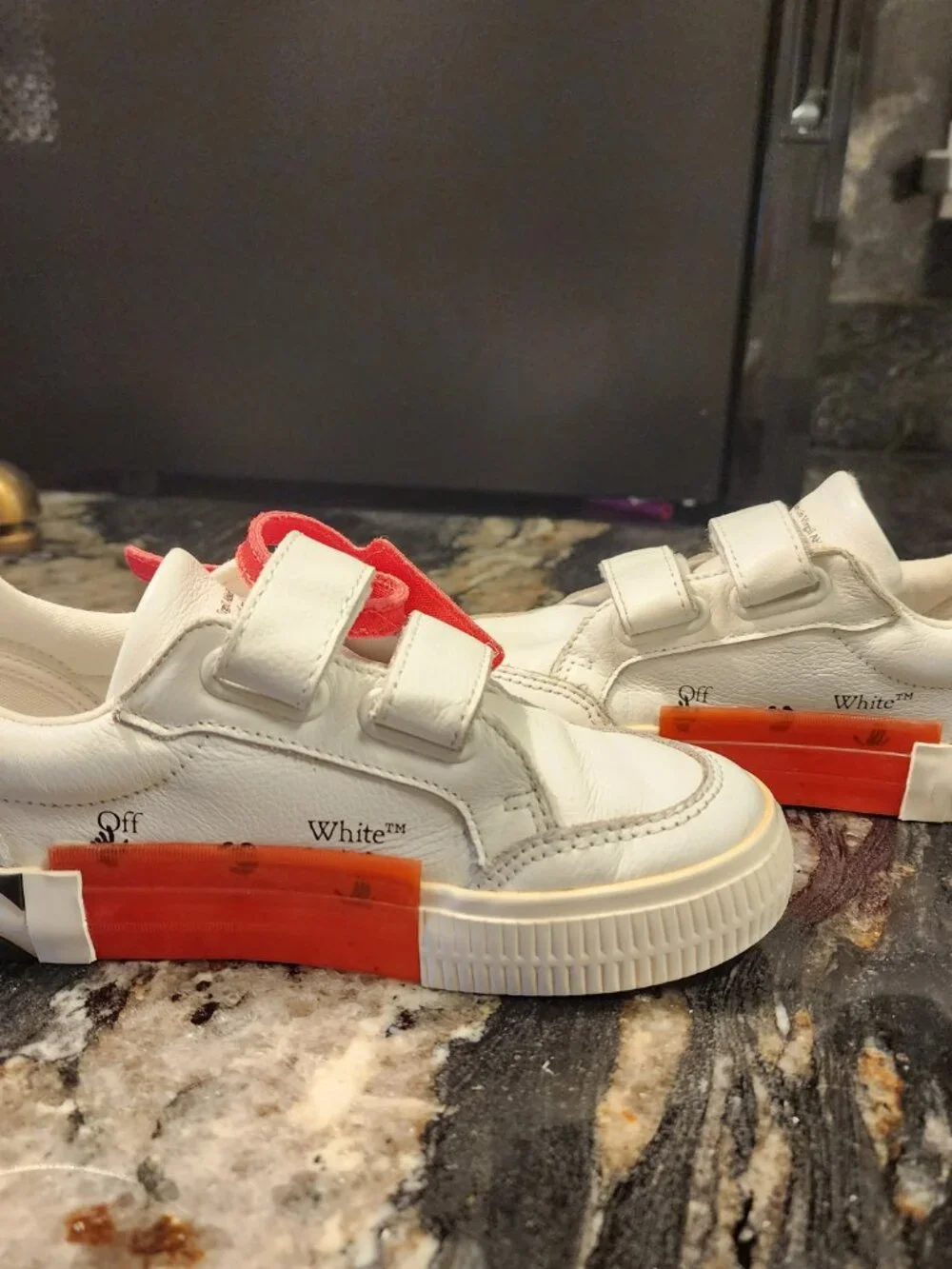 Off-White off white