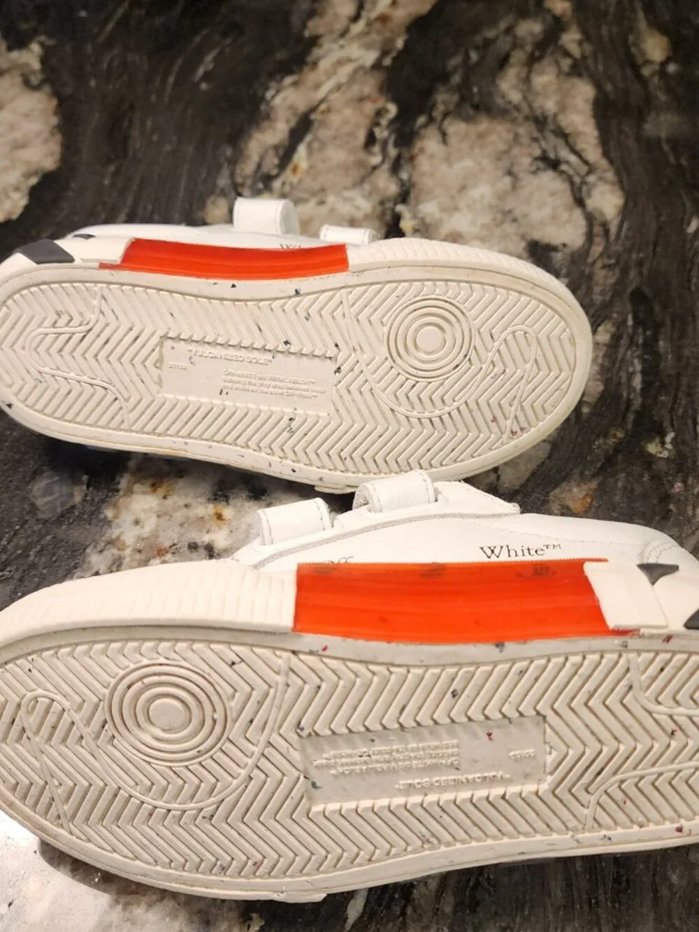 Off-White off white