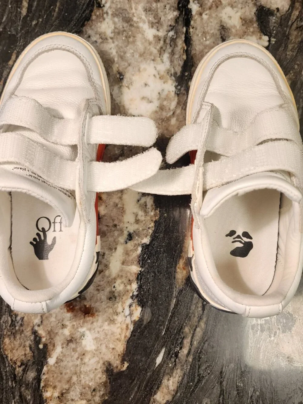 Off-White off white