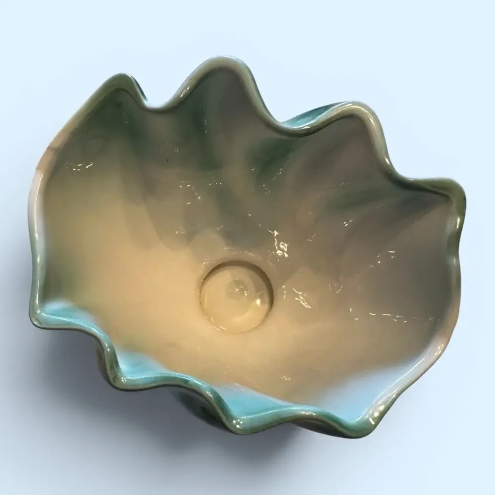 Hull Pottery vintage hull