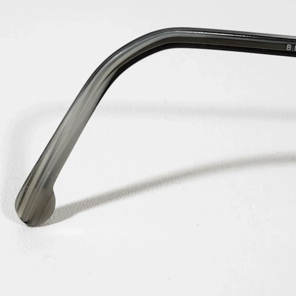 Brooks Brothers frames good