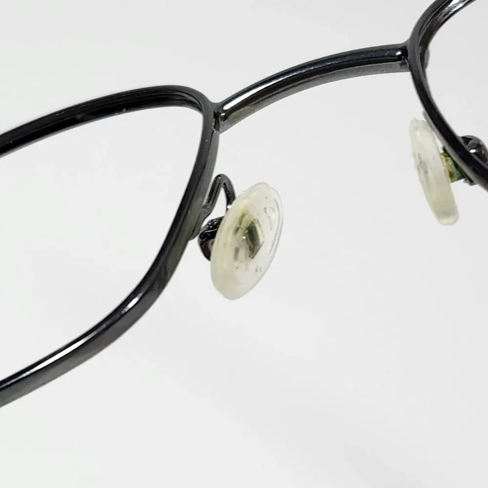 Brooks Brothers frames good