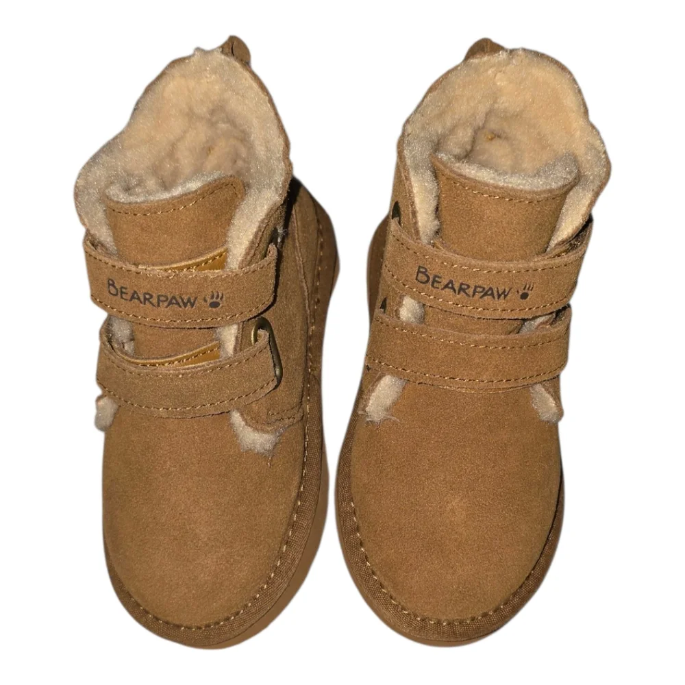BearPaw cozy stylish