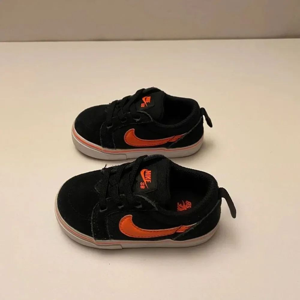 Nike SB satire II (TD) Size 5C. EUC