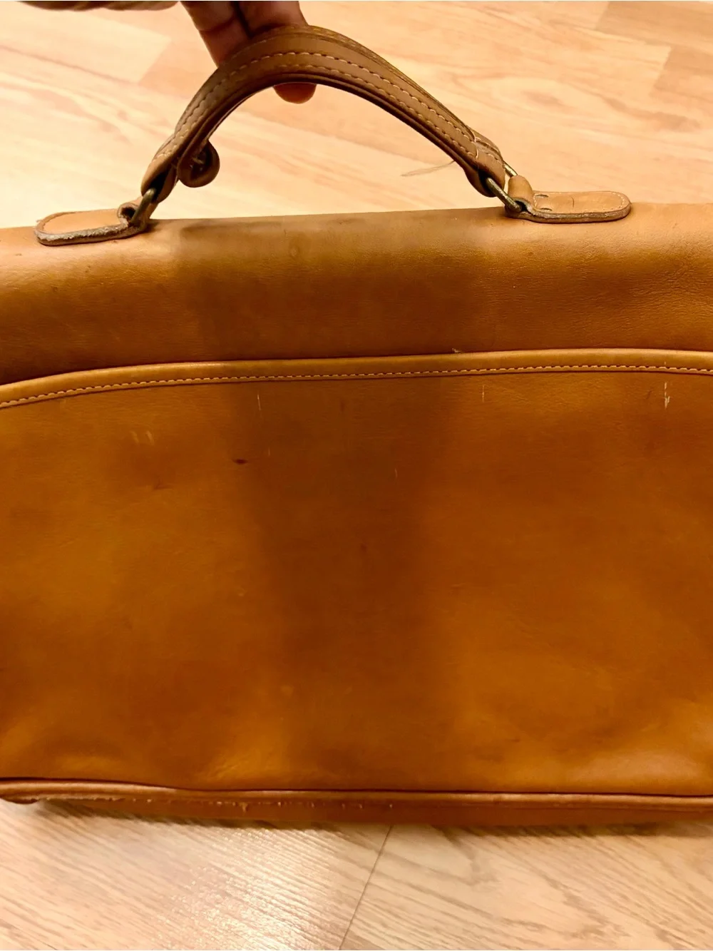 Coach classic tan