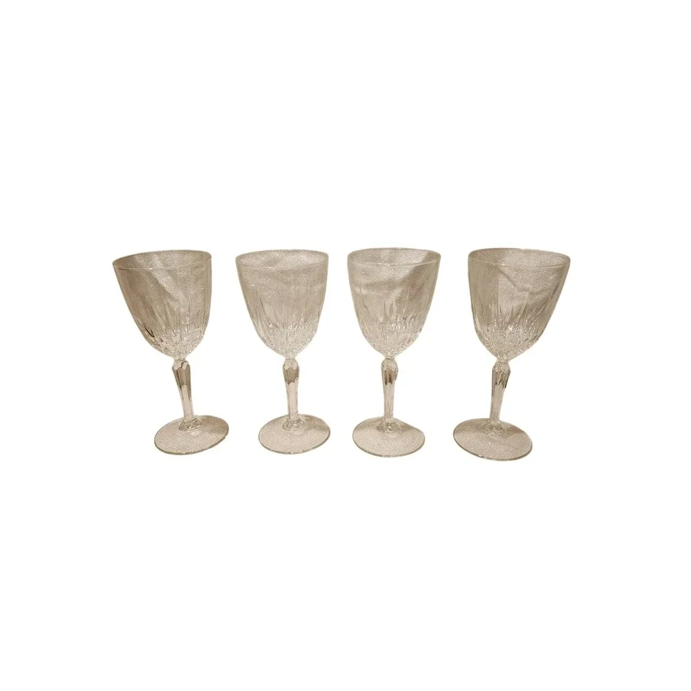 Set of 4 Elegant Crystal Wine Glasses with Intricate Cut Glass Design 80's‎