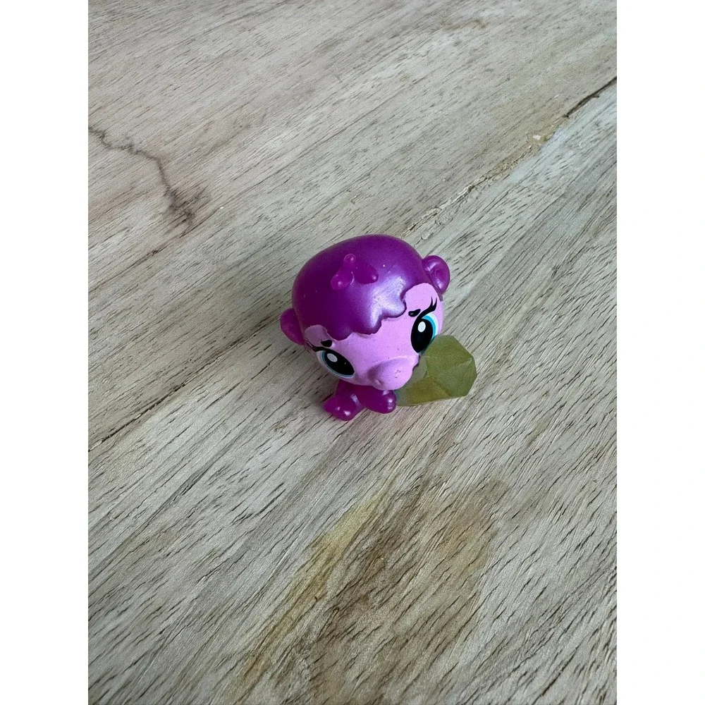 Hatchimals Colleggtibes purple‎ monkey Gorillabee Pink and Yellow