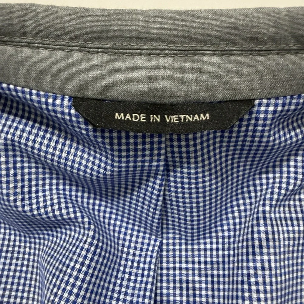 Banana Republic *small stain