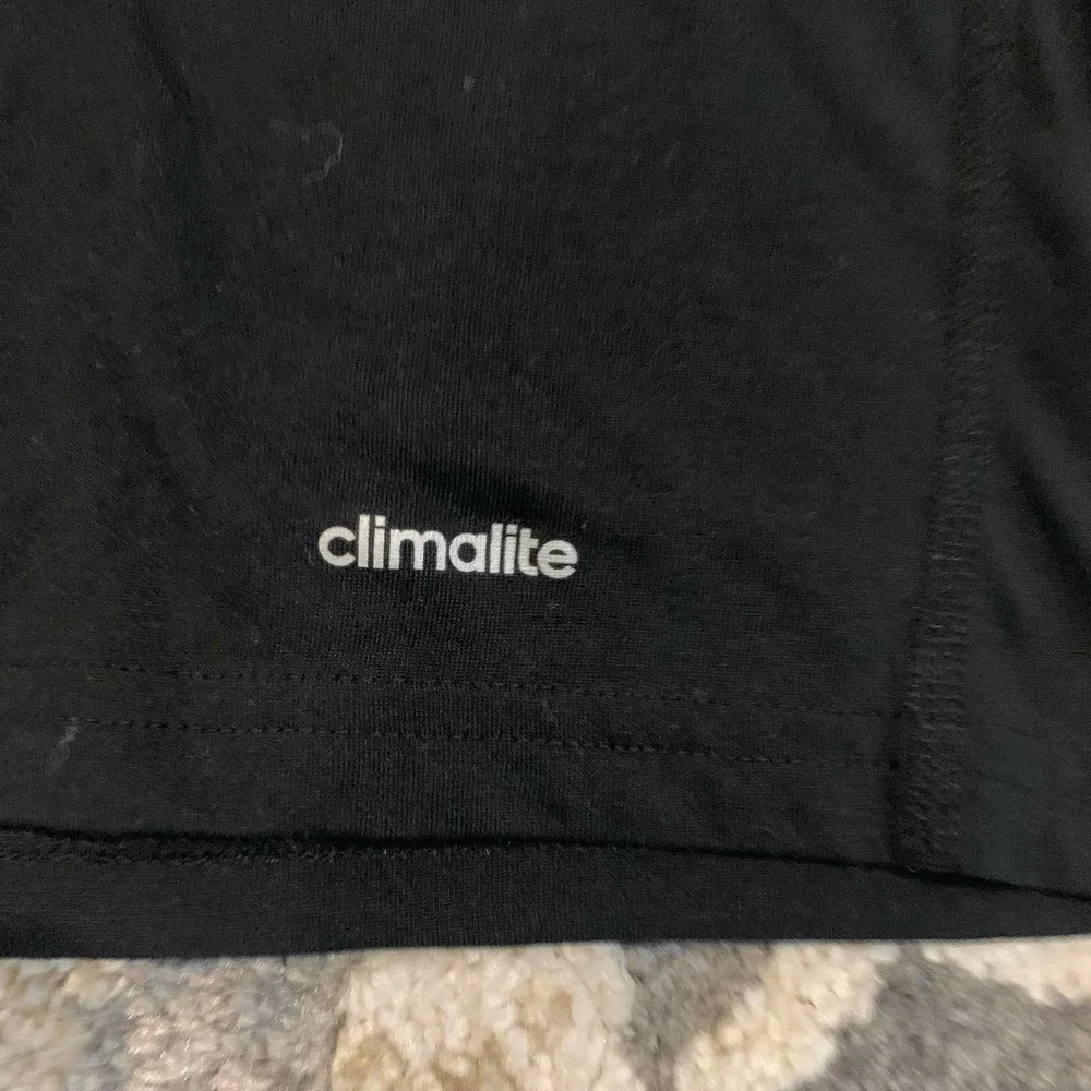 adidas •~this item