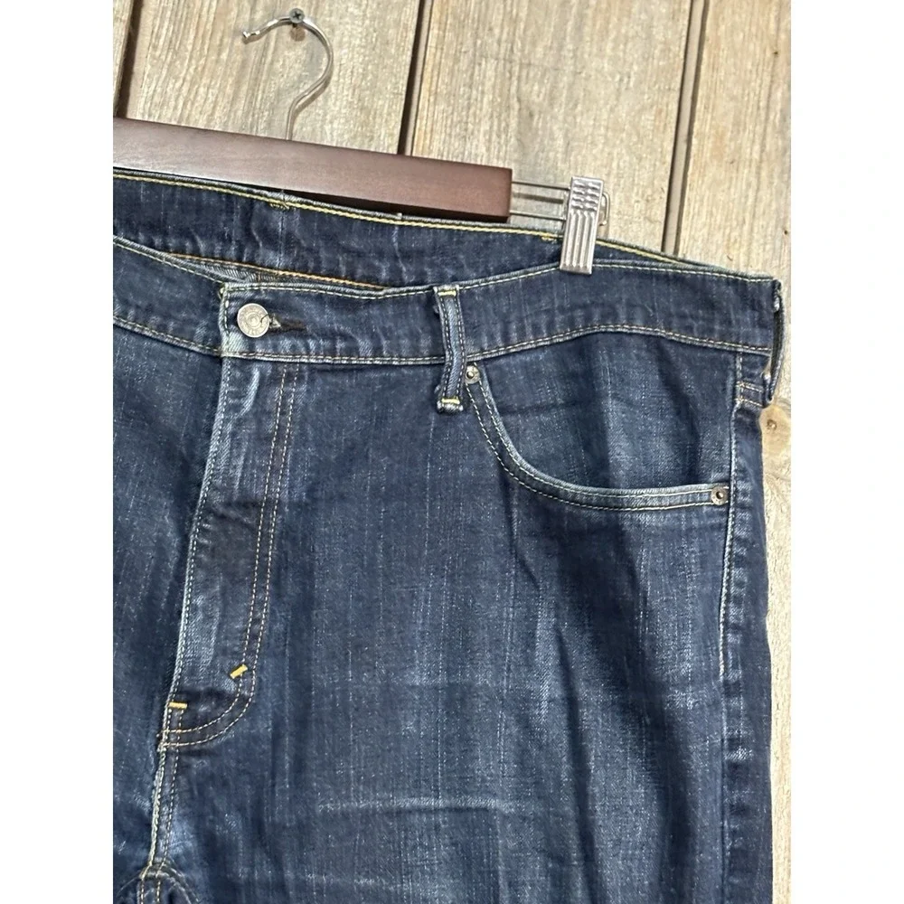 Levis levi 541