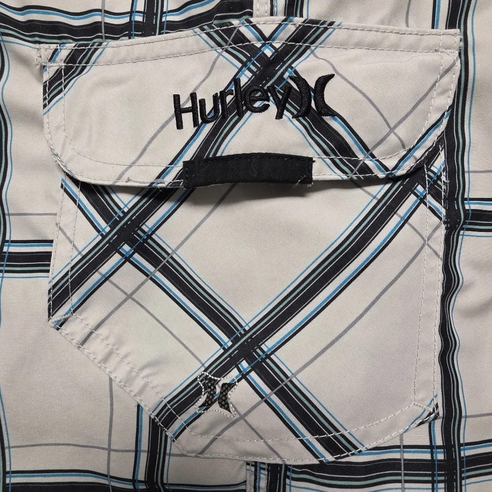 Hurley men’s swim