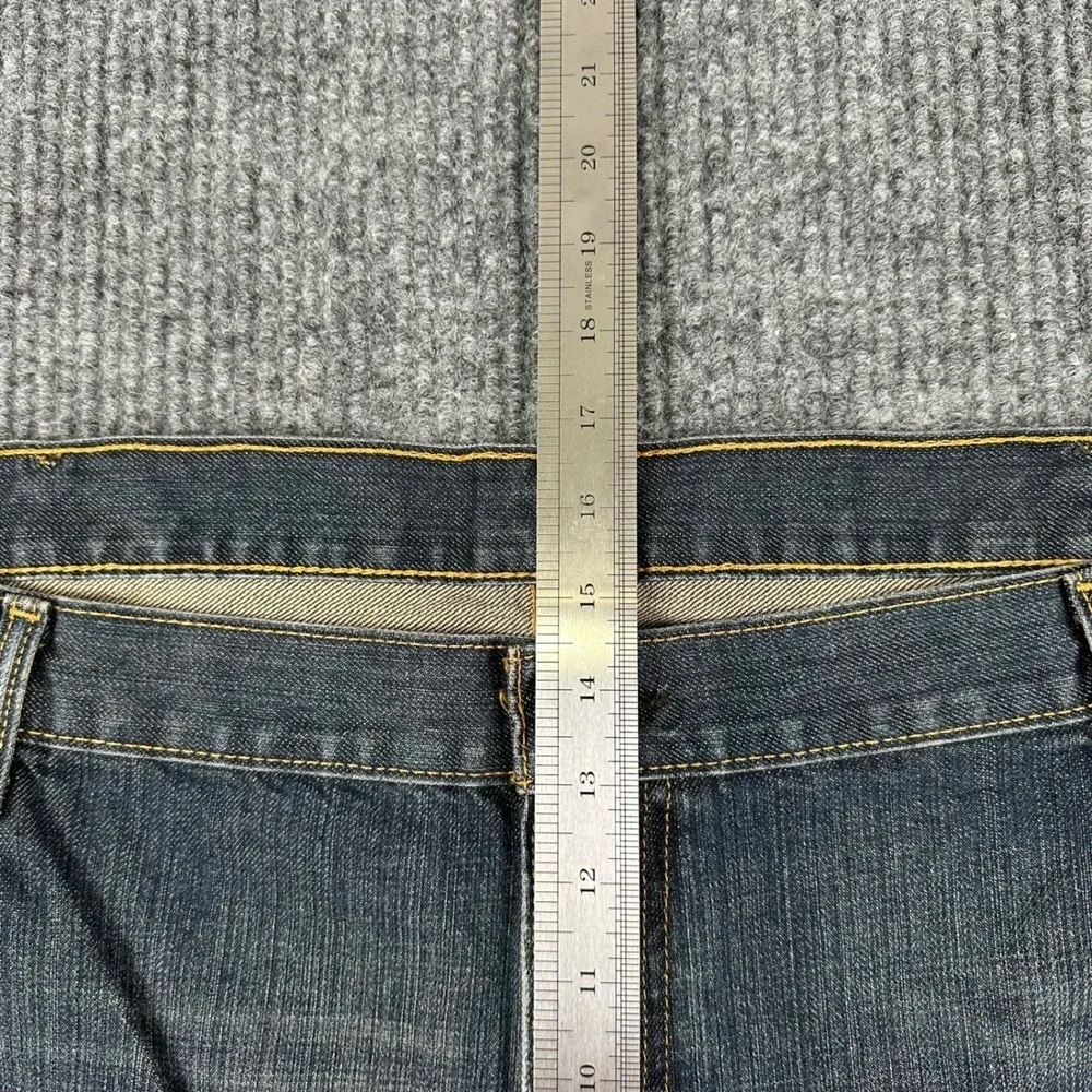 Levis levi 550
