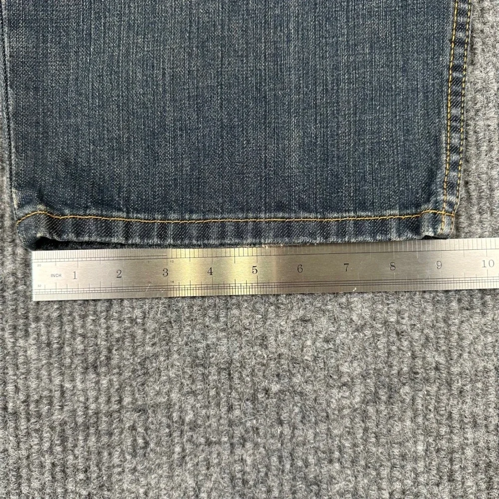 Levis levi 550