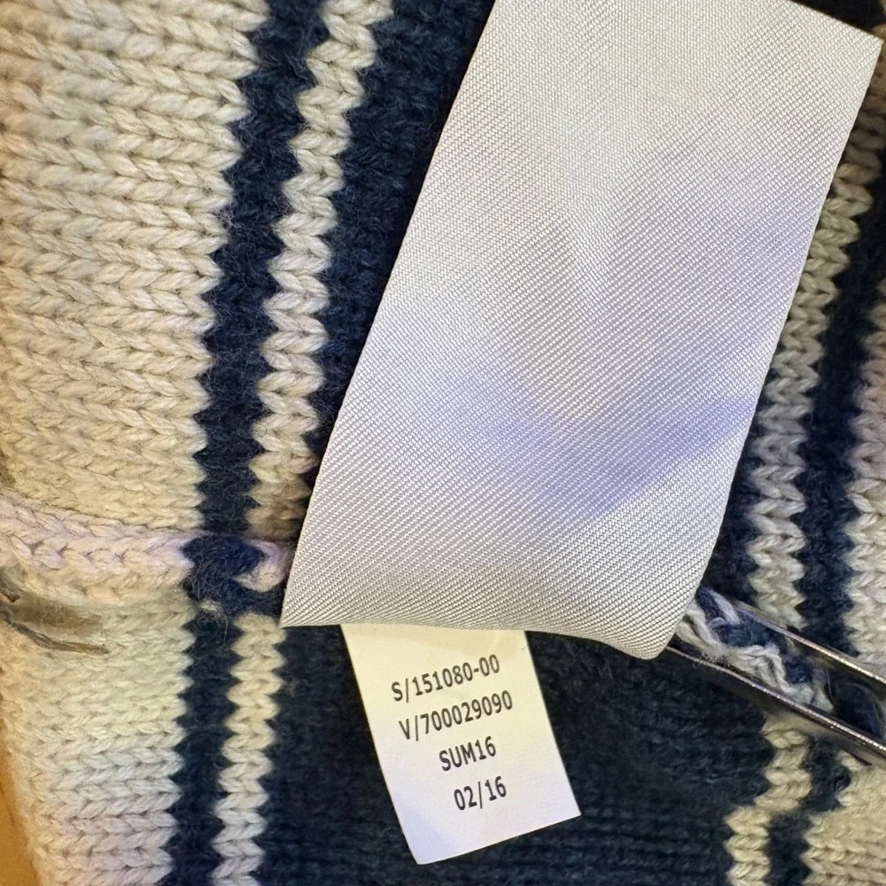 Banana Republic elegant cream