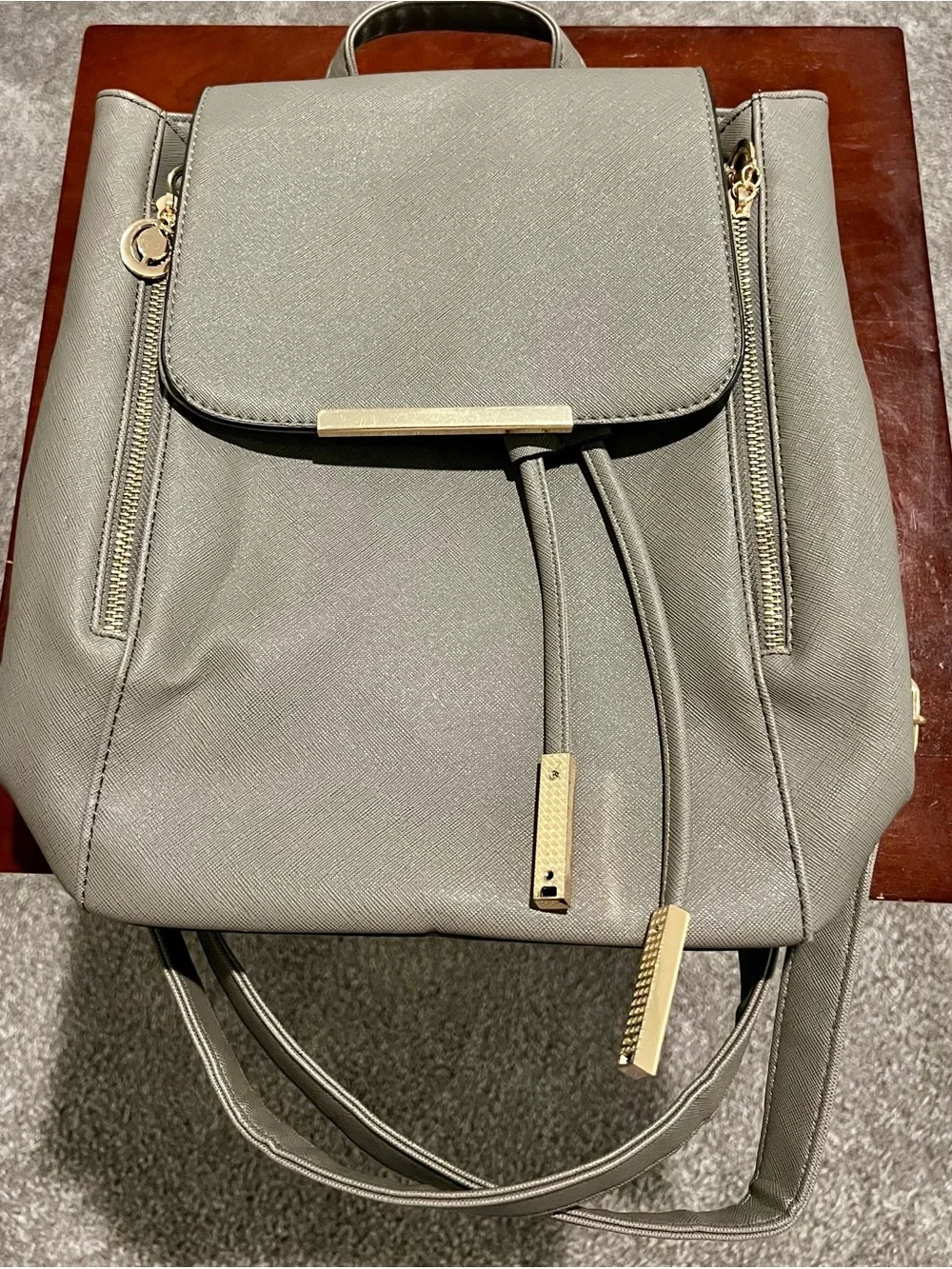N/A stylish women