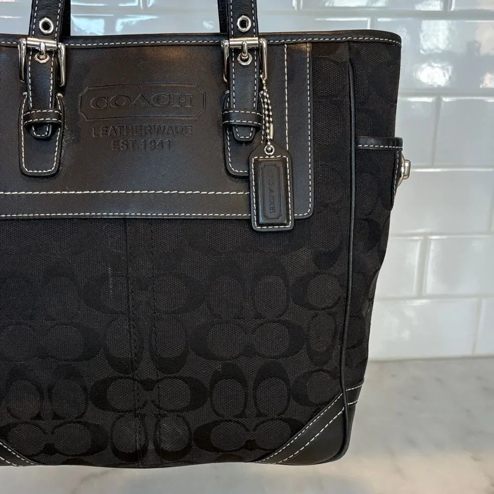 Coach authentic designer