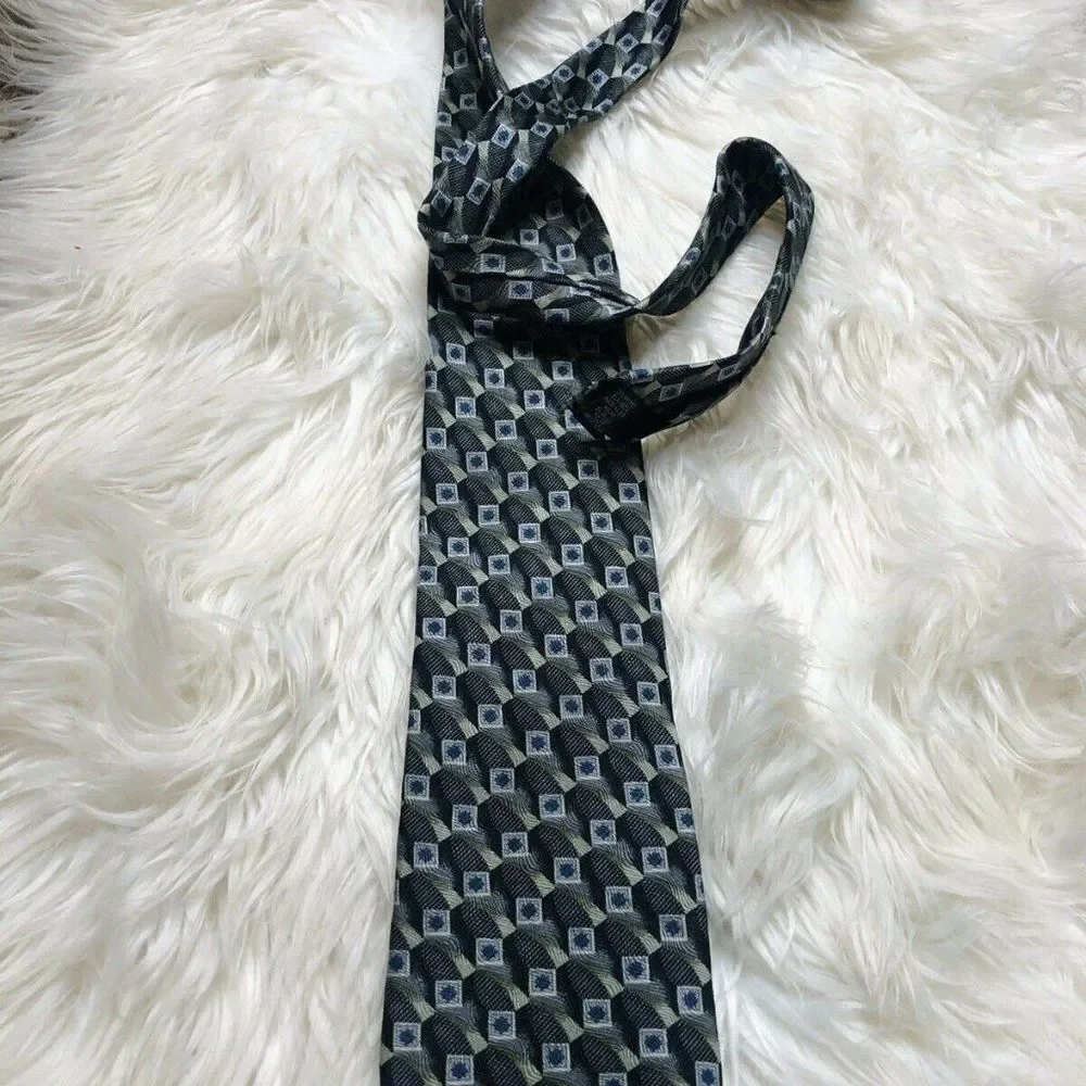 Claiborne blue gray