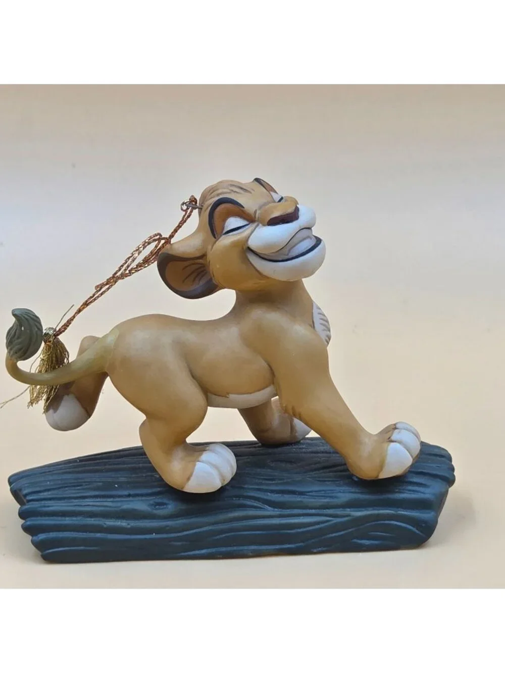WDCC The Lion King Hakuna Matata Simba Annual Ornament