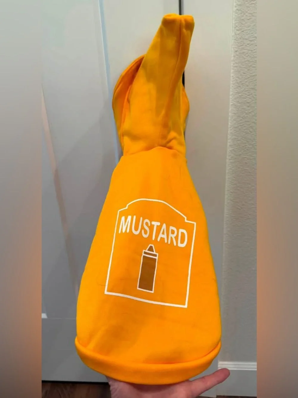 Hyde & EEK! Boutique halloween mustard