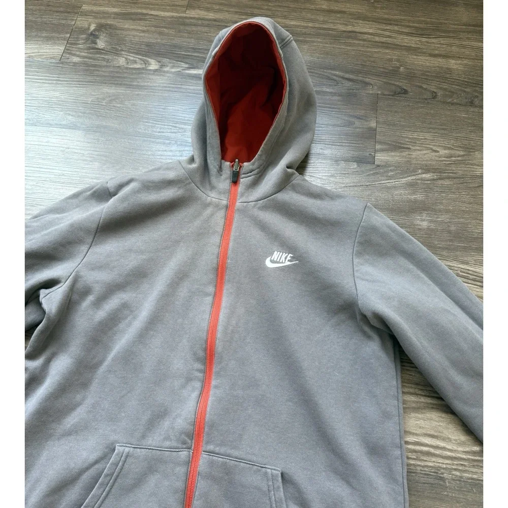 Nike kids sportswear