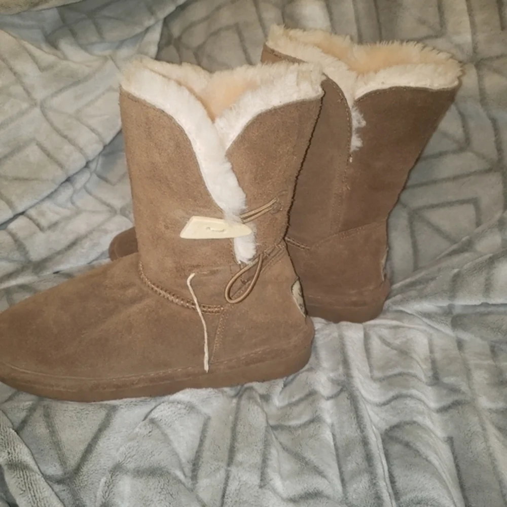 BearPaw another pair