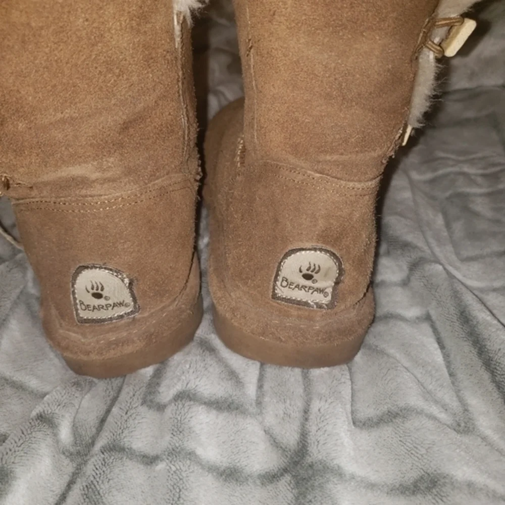 BearPaw another pair