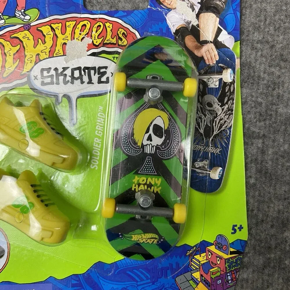 Hot Wheels tony hawk