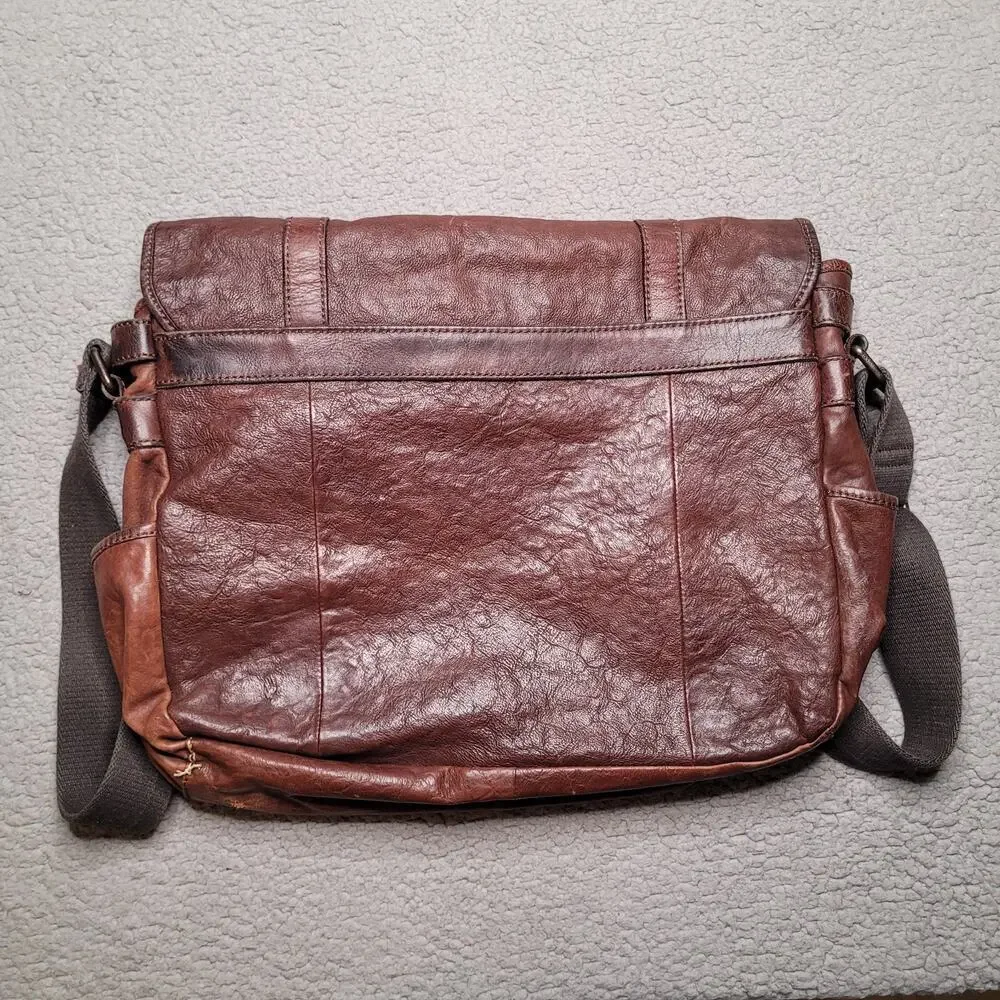 Fossil lowball tear