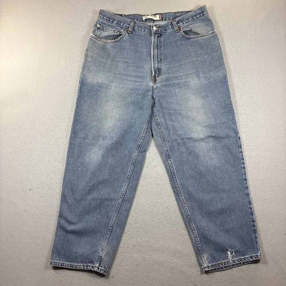 Levis please check