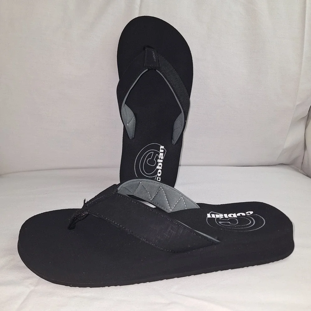 Men's‎ Black Cobian Floater 2 Flip Flops Sandals With Arch Support Size 9