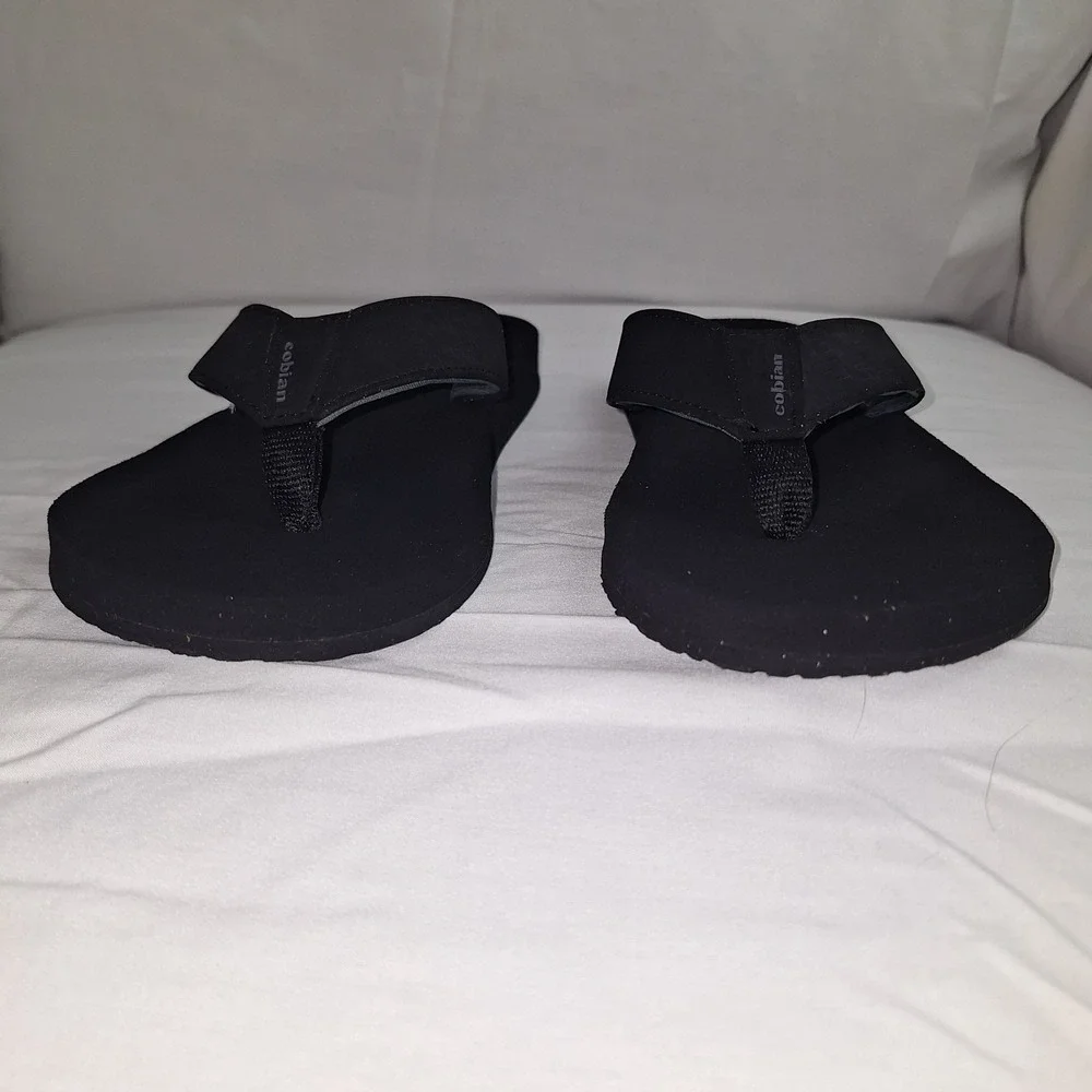 Cobian men black