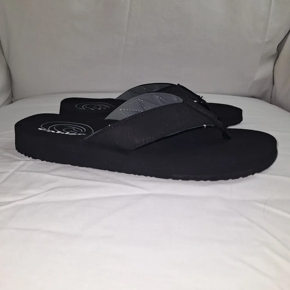 Cobian men black