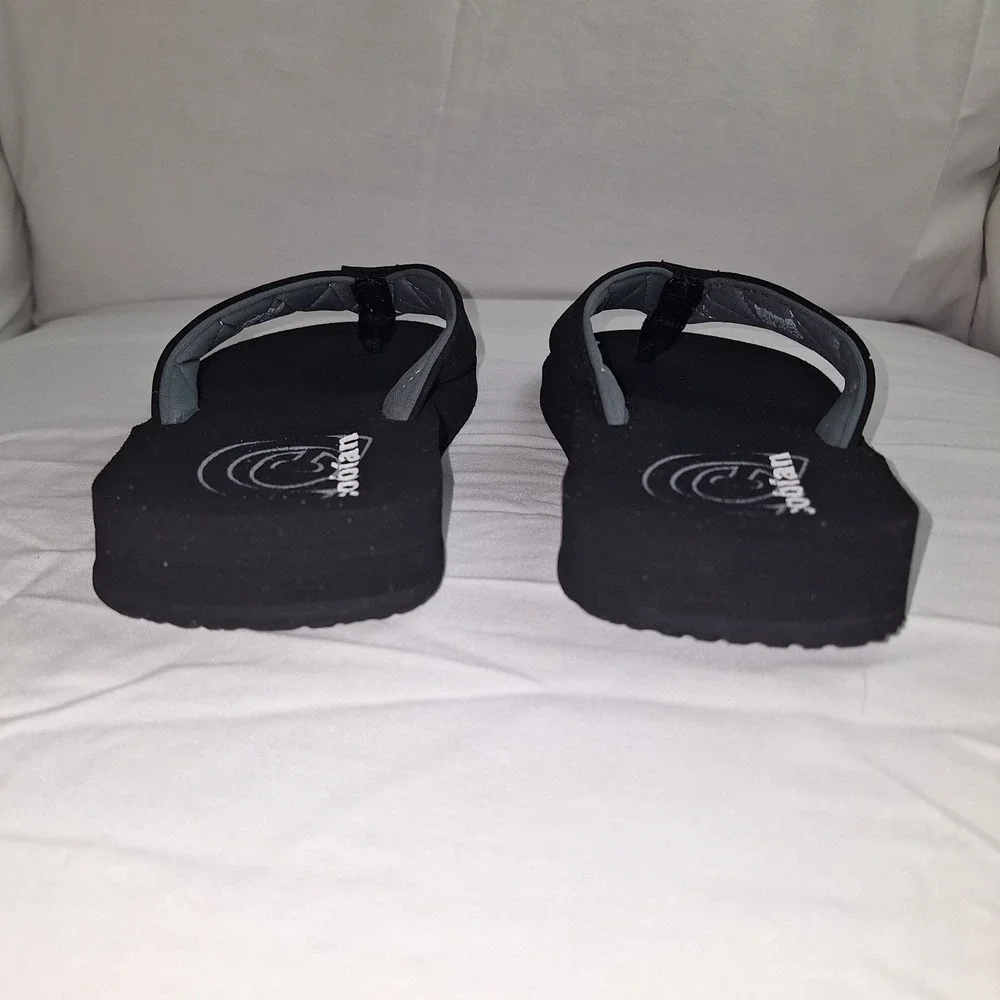 Cobian men black