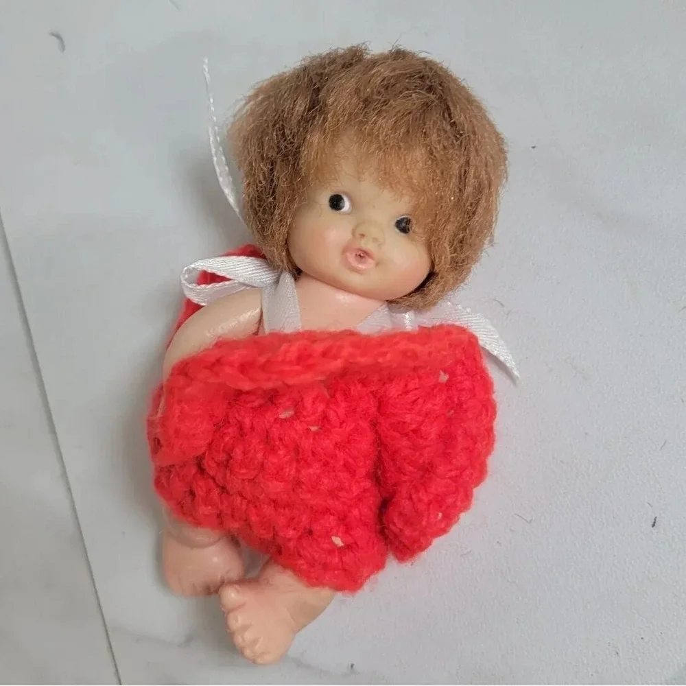 Vintage 1966 Uneeda Pee Wee‎ Girl Character Doll 3 1/2