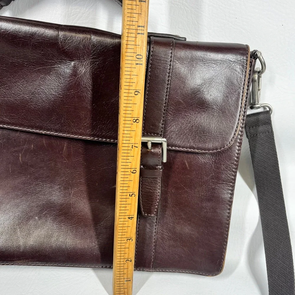 Fossil messenger bag