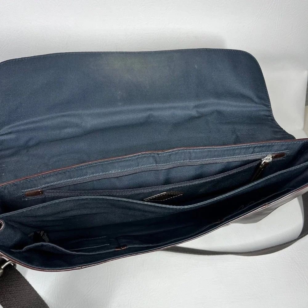 Fossil messenger bag