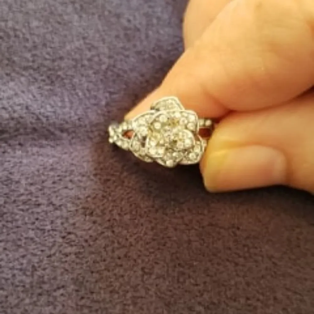 N/A 14k white