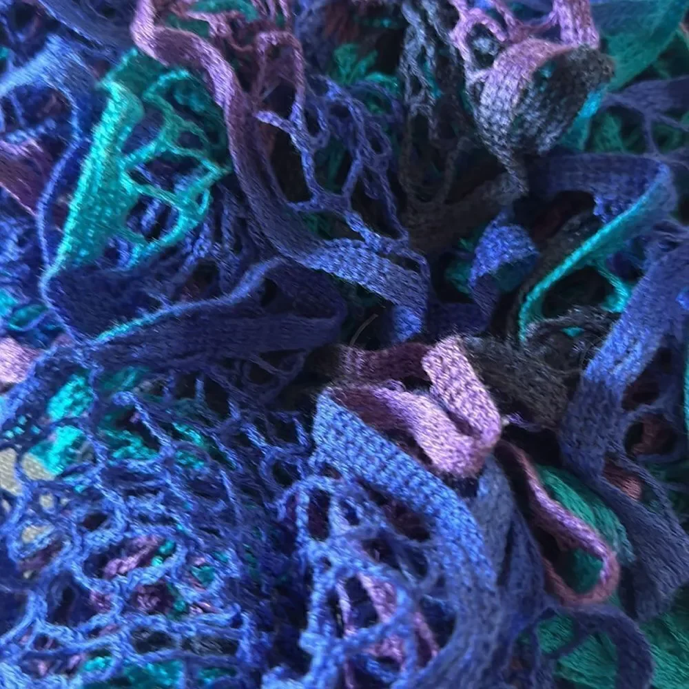 N/A soft yarn blue