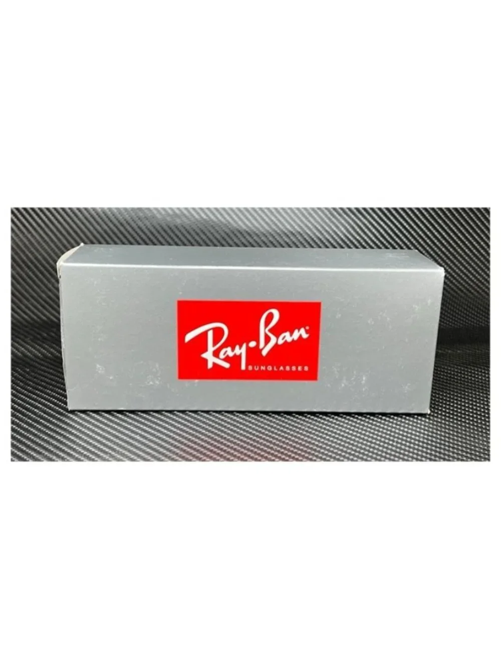 Ray-Ban new tags