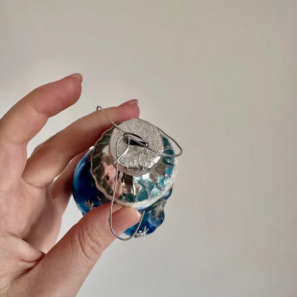 N/A charming glass