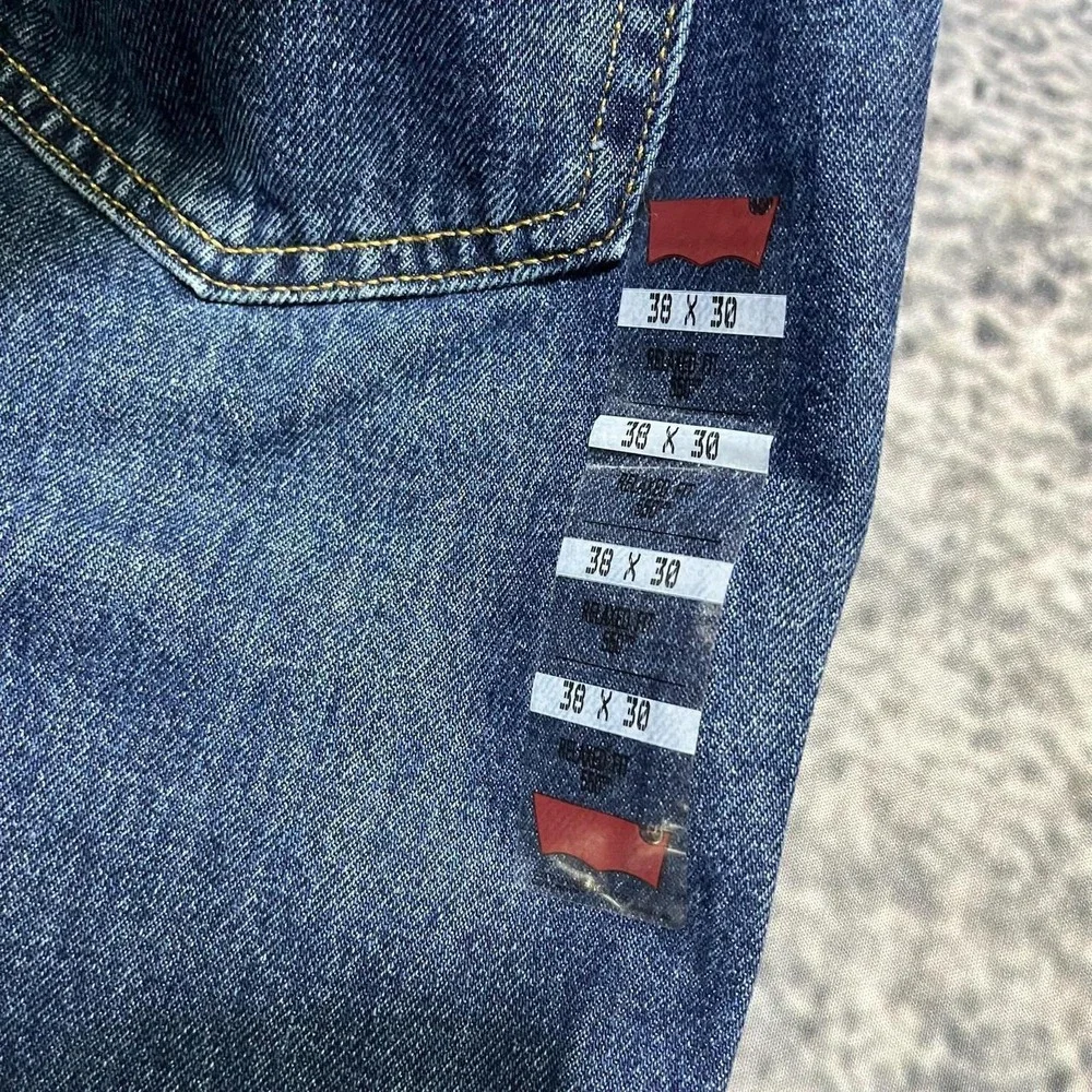 Levis levi 550