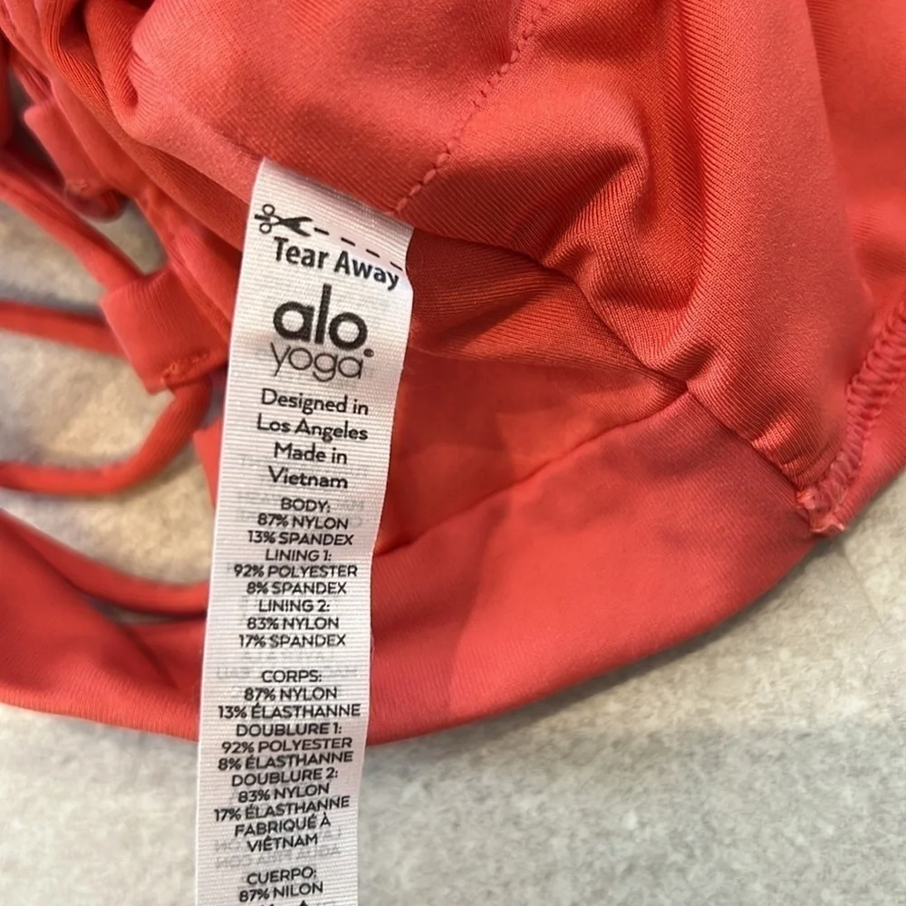 ALO Yoga great size