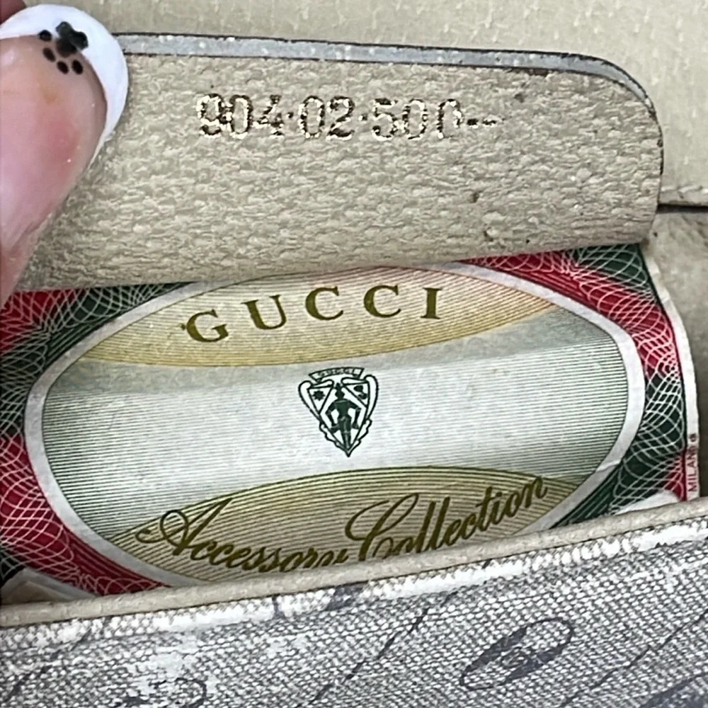 Gucci vintage beige