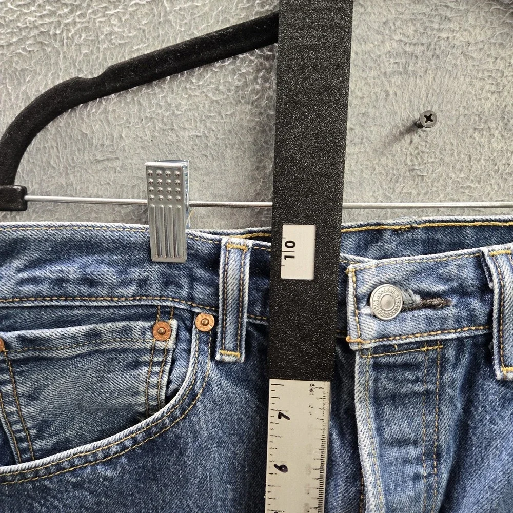 Levis *please carefully