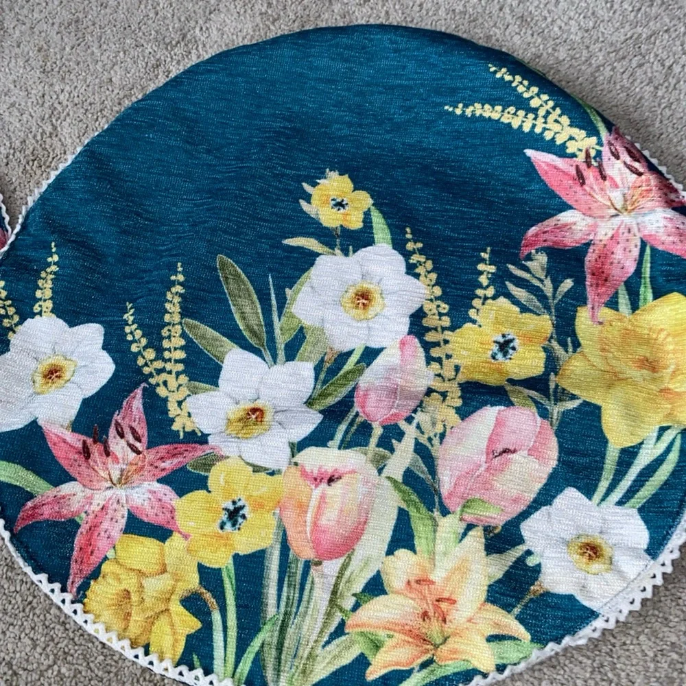 Shabby Chic beautiful round