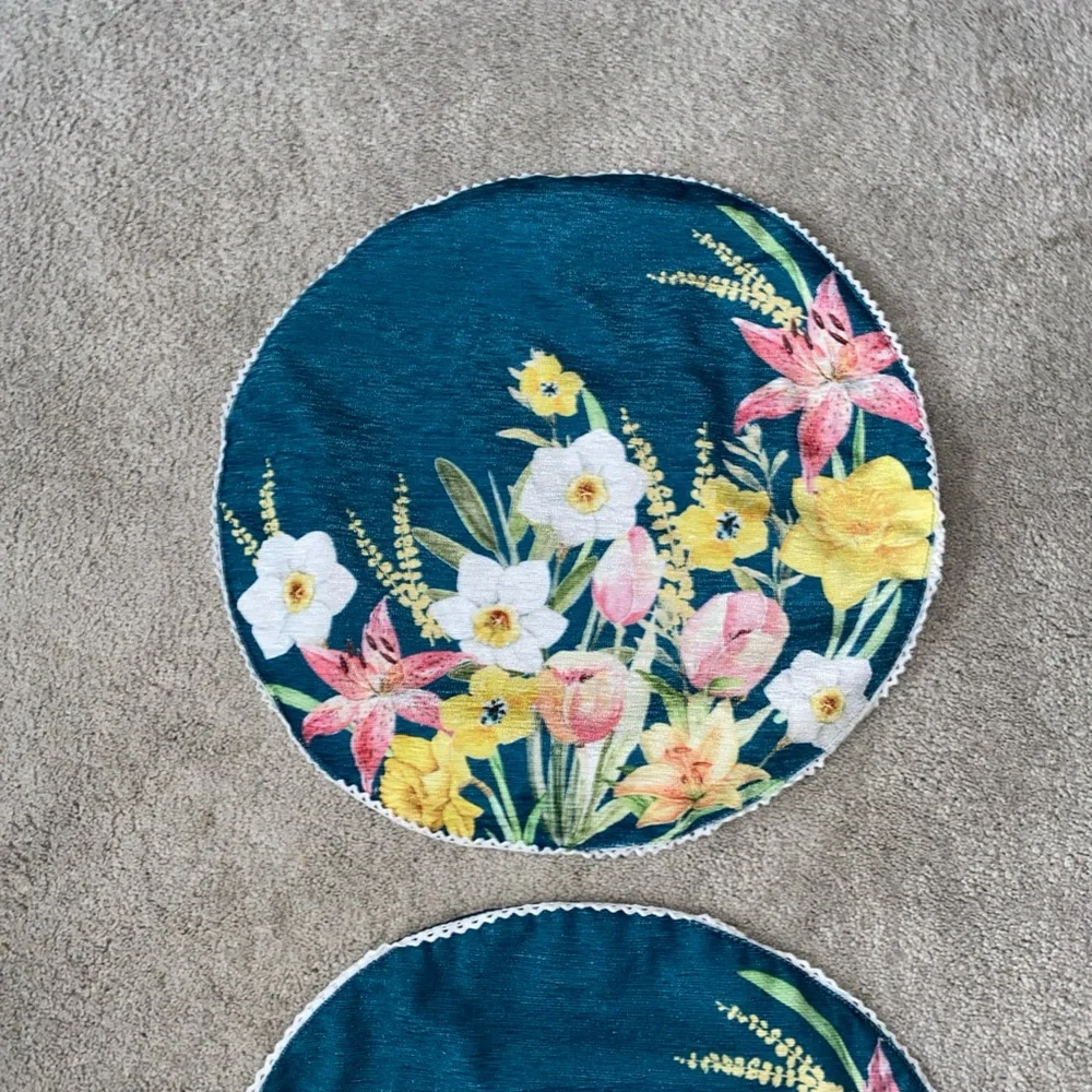 Shabby Chic beautiful round