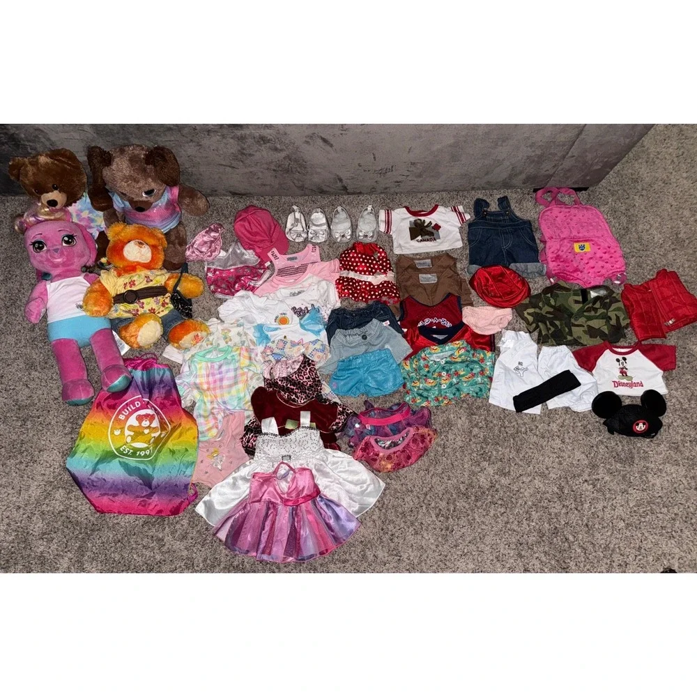 Huge Build A Bear Lot 40+pieces and‎ 4 Bears Mickey Dresses Shoes Karate