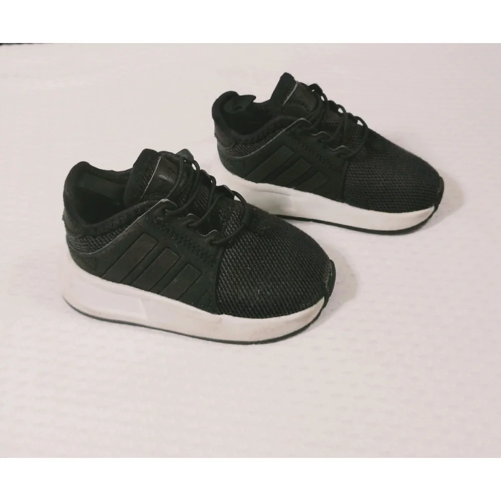 adidas sneakers size