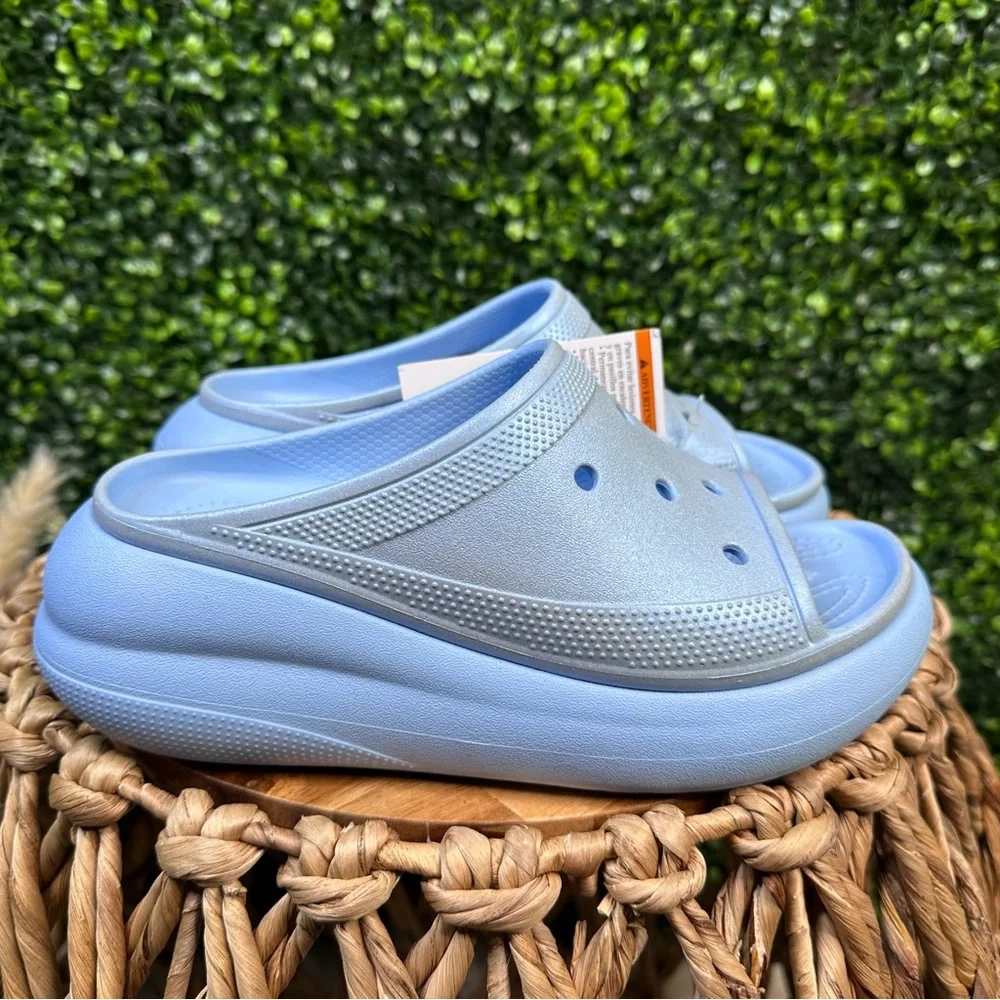 CROCS stylish soft