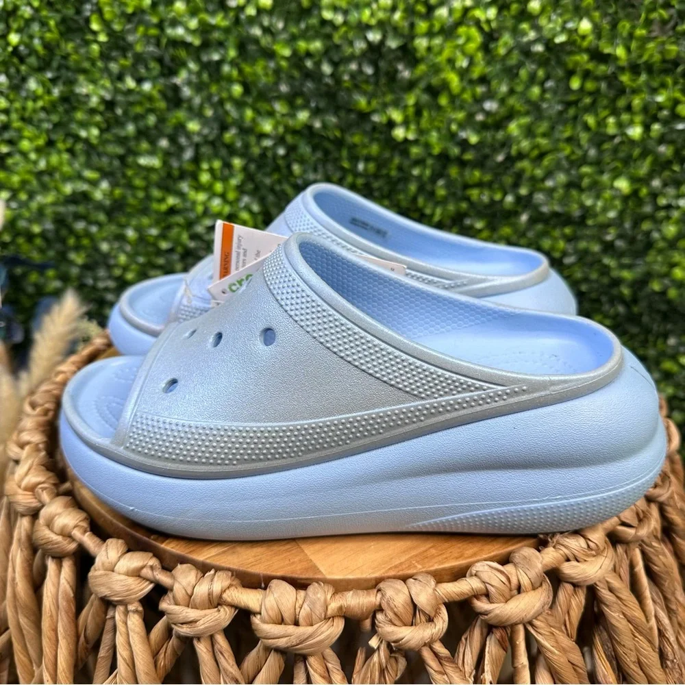 CROCS stylish soft